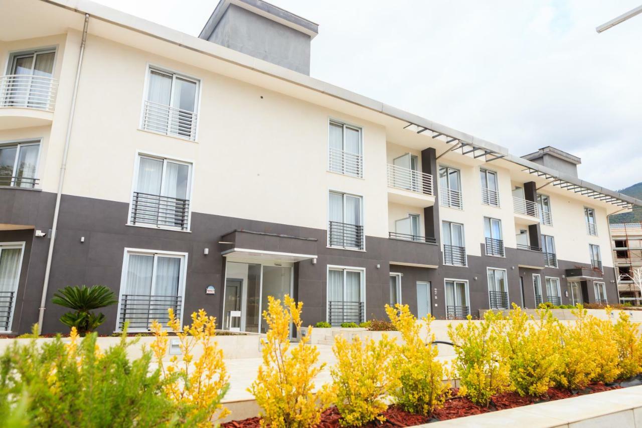 Vignadonica Resort Фишано Екстериор снимка